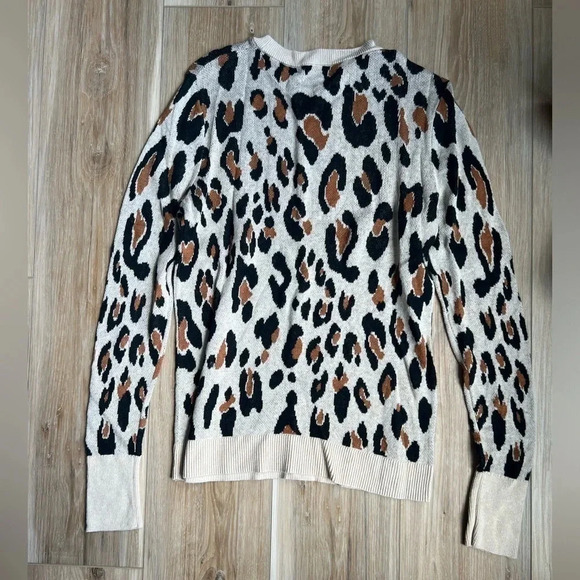 A NEW DAY : leopard print sweater - Picture 4 of 4